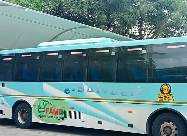 Electric bus air conditioning