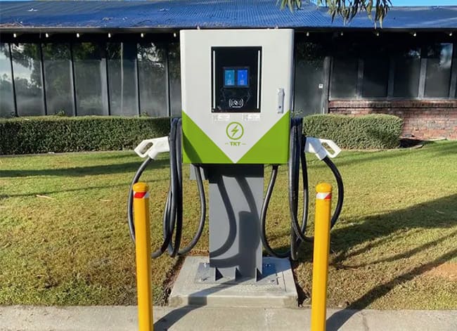 Chargeur DC EV